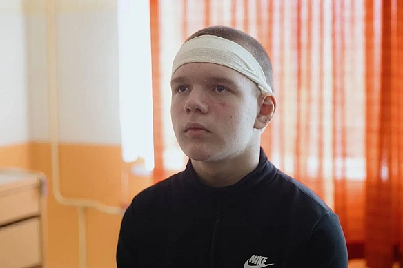 we.ua - Вибив вікно автобуса і врятував людей: що відомо про 13-річного Кирила Ілляшенка, який став героєм Сум