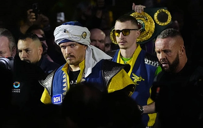 we.ua - Околі назвав ім'я боксера, який, на його думку, переможе Усика
