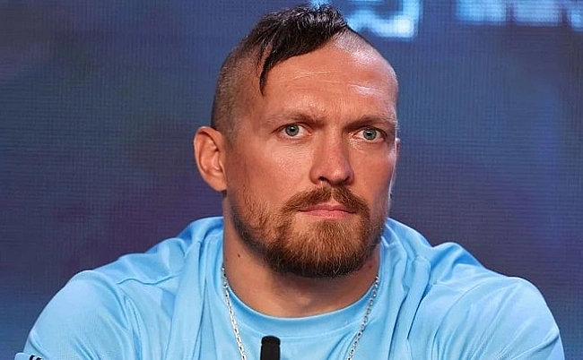 we.ua - «Відкрийте очі»: Усик емоційно звернувся до Трампа через війну в Україні