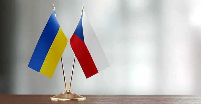 we.ua - Допомога від Чехії: цьогоріч надійде 1,8 млн снарядів, почне діяти школа для пілотів F-16