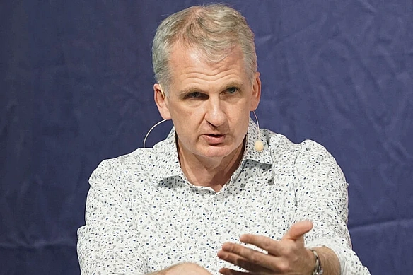 we.ua - Тімоті Снайдер: І Другу світову війну, і нинішнє вторгнення РФ в Україну оточує ідеологічна брехня Кремля