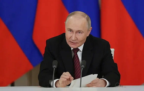 we.ua - Дeнь бaбaкa пo-кpeмлiвcьки: Путiн нa пepeгoвopax вимaгaтимe кaпiтуляцiї Укpaїни ‒ The Times