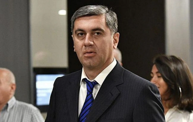we.ua - У Грузії заарештували ексміністра оборони, який воював на боці України