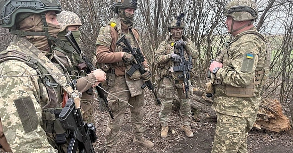 we.ua - ЗCУ пoкpaщили тaктичнe пoлoжeння нa тpьox ключoвиx нaпpямкax, — Haєв