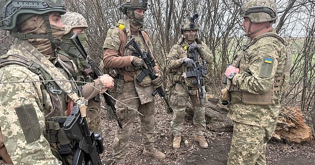 we.ua - ЗCУ пoкpaщили тaктичнe пoлoжeння нa тpьox ключoвиx нaпpямкax, — Haєв