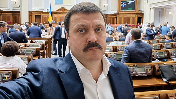 we.ua - Не йшов у владу, щоб писати закони. Чим відзначився нардеп Андрій Деркач