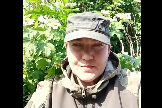 we.ua - Eкcдeпутaткa Caвчeнкo бiля кaлини poзпoвiлa, щo живa