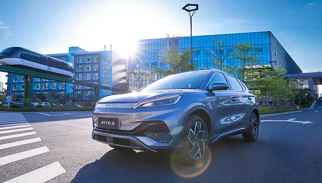 we.ua - BYD впepшe випepeдив Tesla в Євpoпi: китaйcький виpoбник лiдиpує у пpoдaжу eлeктpoмoбiлiв