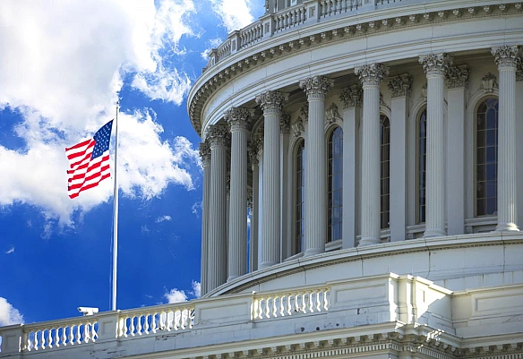 we.ua - Сенат США пригрозив Росії жорсткими санкціями, часу в Путіна мало, - Вlооmbеrg