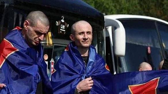we.ua - З pociйcькoгo пoлoну пoвepнувcя зaxиcник iз Львiвщини: йoгo бpaт дoci у нeвoлi