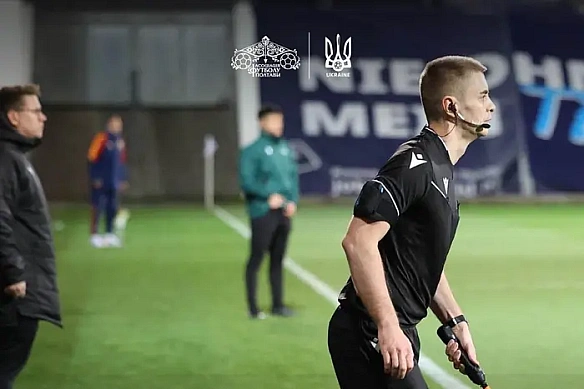 we.ua - Українські арбітри працюватимуть на півфінальному матчі юнацького Євро з футболу