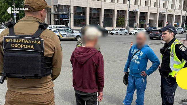 we.ua - У Києві на Майдані Незалежності за день затримали трьох людей за хуліганство біля Алеї Героїв