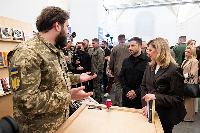 we.ua - УДО пояснило посилену охорону на Книжковому Арсеналі, де були Зеленські