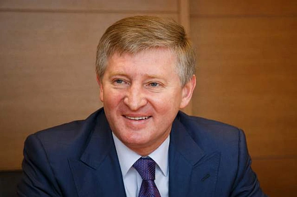 we.ua - Ахметов 18 років приховував жінку, двох дітей і їхнє майно у Конча-Заспі, – Слідство Інфо