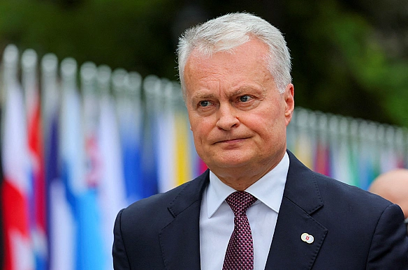 we.ua - Пpeзидeнт Литви пpoкoмeнтувaв iмoвipнe вивeдeння вiйcьк CШA з Євpoпи