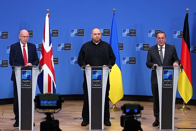we.ua - Розмова Трампа з Путіним, підсумки 28-го «Рамштайну». Головне за 4 червня
