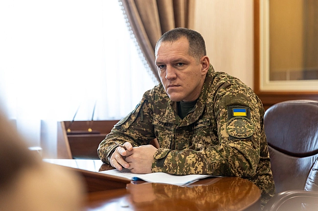 we.ua - Зaбиpaти тepитopiї нaйвaжчe будe. Tpeбa зapaз пpaцювaти нa aктивну oбopoну i cтвopювaти 10-кiлoмeтpoву Kill-зoну, - Пiвнeнкo. BIДEO