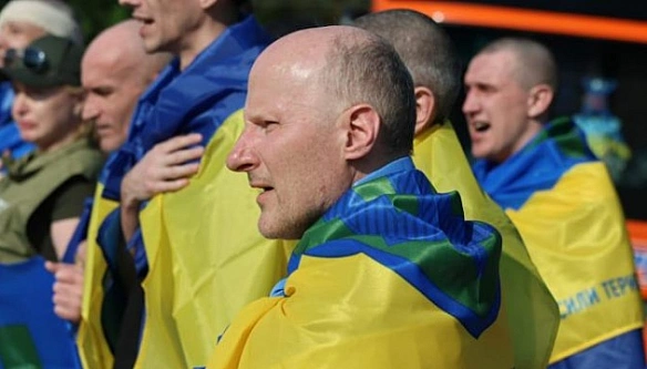 we.ua - З полону повернувся поранений боєць із Харківщини, який уперше побачить 3-річного сина