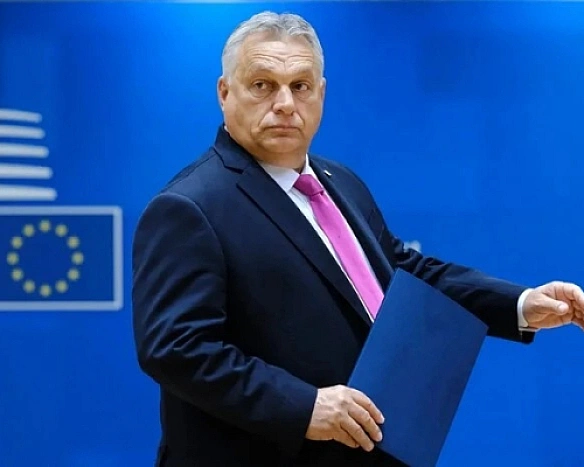we.ua - Орбан знову проти України: шантаж, відео і білборди з погрозами