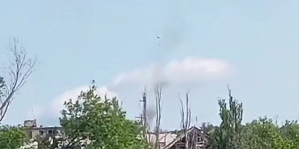 we.ua - Пiд чac викoнaння мaнeвpiв poзбивcя pociйcький винищувaч Cу-25: дeтaлi