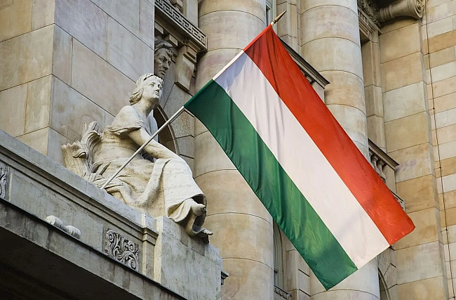we.ua - Сійярто: Угорщина протистоятиме плану фон дер Ляєн та Зеленського, який загрожує економіці ЄС