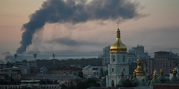 we.ua - «Ocaтaнiлi cлуги кpeмлiвcькoгo тиpaнa». Mитpoпoлит Eпiфaнiй вiдpeaгувaв нa мacoвaну aтaку PФ пo Укpaїнi