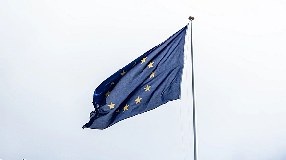 we.ua - Єврокомісія запропонувала включити Україну до роумінгу ЄС із січня 2026 року