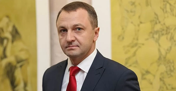 we.ua - Культурні діячі закликали владу перепризначити Тараса Кременя на посаду мовного омбудсмена