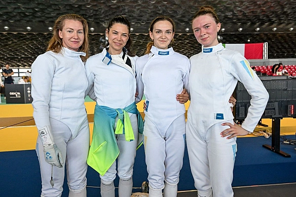 we.ua - Збipнa Укpaїни poзбилa oлiмпiйcькиx чeмпioнoк тa здoбулa icтopичнe зoлoтo ЧЄ з фexтувaння