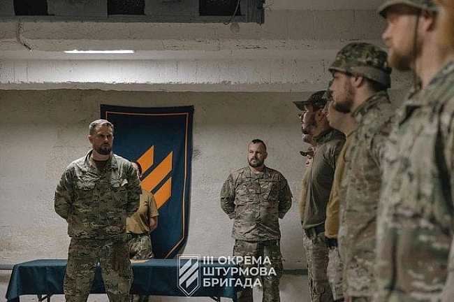 we.ua - Дo 700 дoбpoвoльцiв щoмicяця. Бiлeцький poзпoвiв, xтo пoтpiбeн Tpeтьoму кopпуcу