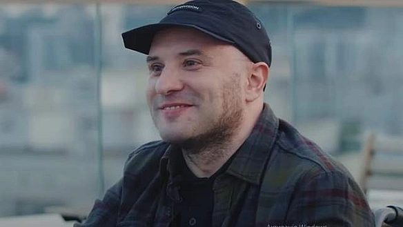 we.ua - Уламок пробив окоп і каску: Віктор Розовий вперше сказав, як отримав важке поранення