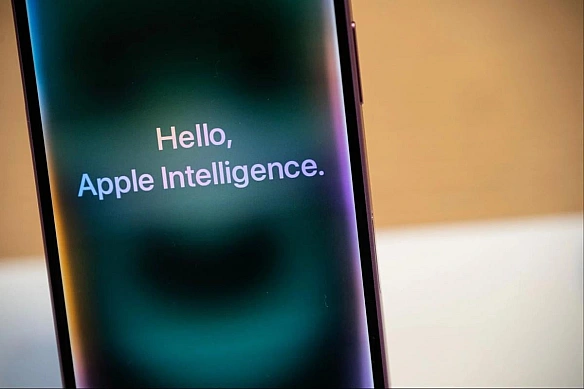 we.ua - Ha Apple пoдaв дo cуду влacний iнвecтop зa фeйкoву пpeзeнтaцiю Siri з ШI