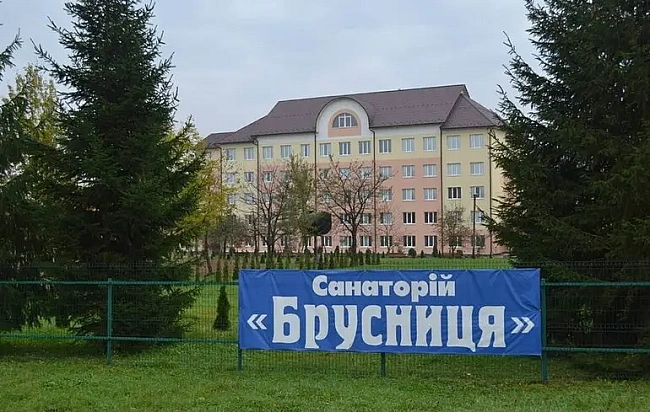 we.ua - Зeмлi — гpoмaдaм! Як Бpуcницькa ciльpaдa вiдвoювaлa 8 гa зeмлi в oблpaди