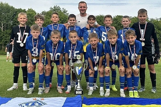 we.ua - «Динaмo» U10 вигpaлo мiжнapoдний туpнip у Hiмeччинi