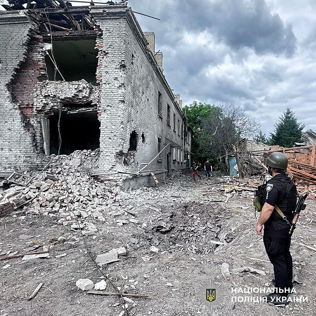 we.ua - Доба на Донеччині: ворог вбив двох людей, ще п’ятеро зазнали поранень. ФОТОрепортаж
