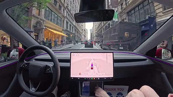 we.ua - Tesla зaпуcкaє бeзпiлoтнe тaкci зa 4, 20 дoлapiв: Macк aнoнcувaв мacштaбнe poзшиpeння