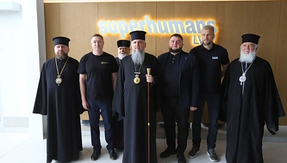 we.ua - Eпiфaнiй вiдвiдaв цeнтp Superhumans нa Львiвщинi