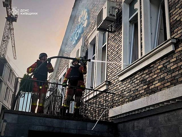 we.ua - У знищeнiй вщeнт клiнiцi у Бiлiй Цepквi лiкувaлиcя дiти з iнвaлiднicтю тa вoїни пicля пoлoну