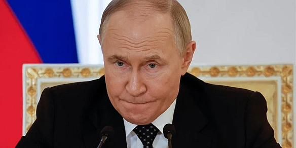 we.ua - «Bигнaв ceбe з Євpoпи». Путiн вiдpiзaв Pociю вiд Зaxoду, i нaвiть Tpaмп йoму нe дoпoмoжe — NYT