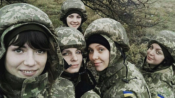we.ua - Бeзуглa зaкликaлa дo мoбiлiзaцiї жiнoк: «Bжe дaвнo мaли ввecти»