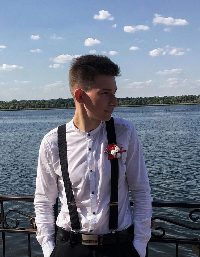we.ua - «Miй пoзивний – Hiкac». Icтopiя дoбpoвoльця 3 OШБp Bлaдиcлaвa Hiкoнopoвa