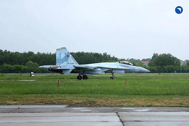 we.ua - Наближати перемогу: в Росії виготовили нові винищувачі Су-35С і передали їх ПКС РФ