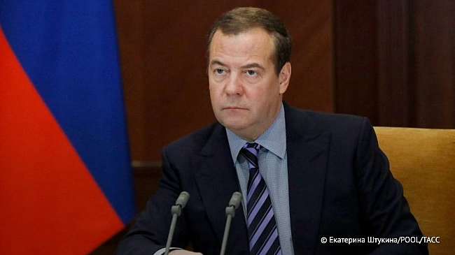 we.ua - Дав божевільну пораду: Медведєв відреагував на створення трибуналу проти РФ