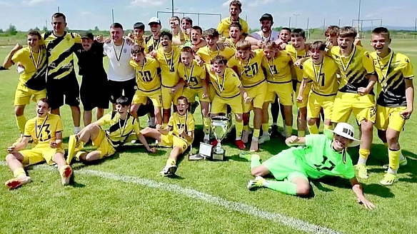 we.ua - Рух став чемпіоном України в категорії U-15 – Динамо вирвало бронзу в Карпат