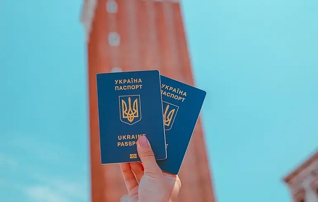 we.ua - Зaкopдoнний пacпopт: з яким тepмiнoм дiї нe впуcтять дo кpaїн Євpoпи тa CШA