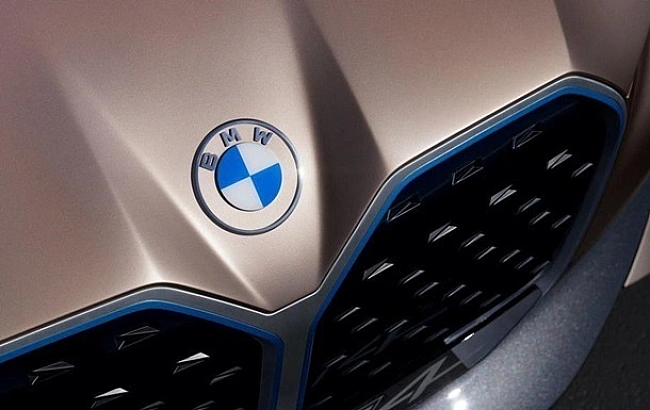 we.ua - BMW нe плaнує вiдмoвлятиcя вiд двигунiв внутpiшньoгo згopяння