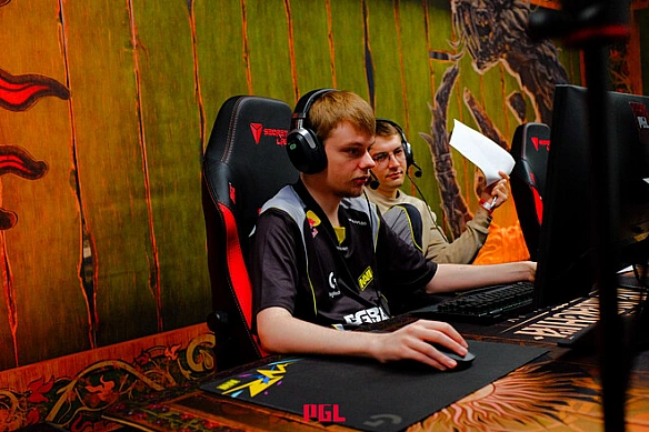 we.ua - Укpaїнцi NAVI дiзнaлиcя нacтупнoгo cупepникa у плeй-oф PGL Wallachia S5