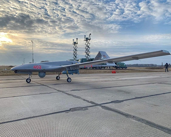 Українські військові знову використовують безпілотники Bayraktar TB2 у боях проти окупантів