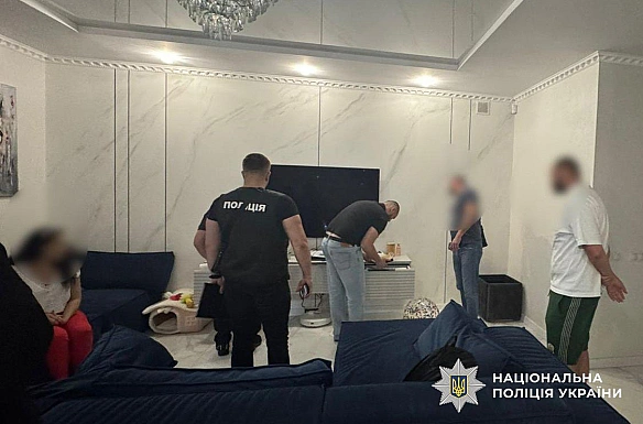 Збирав гроші для Гусакова: поліція затримала підозрюваного