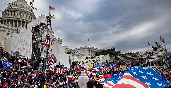 we.ua - Мін'юст США звільнив трьох прокурорів, причетних до розслідувань нападу на Капітолій у січні 2021 року, - АР